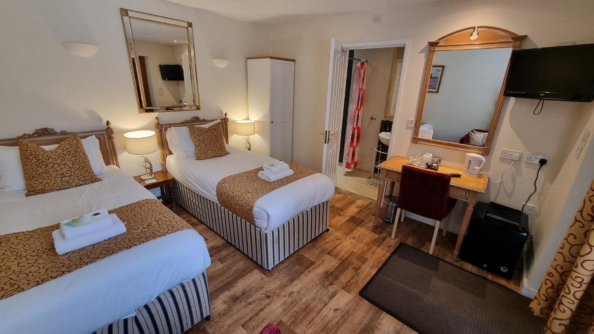 Hotel The Fox & Hounds Faringdon Habitación foto